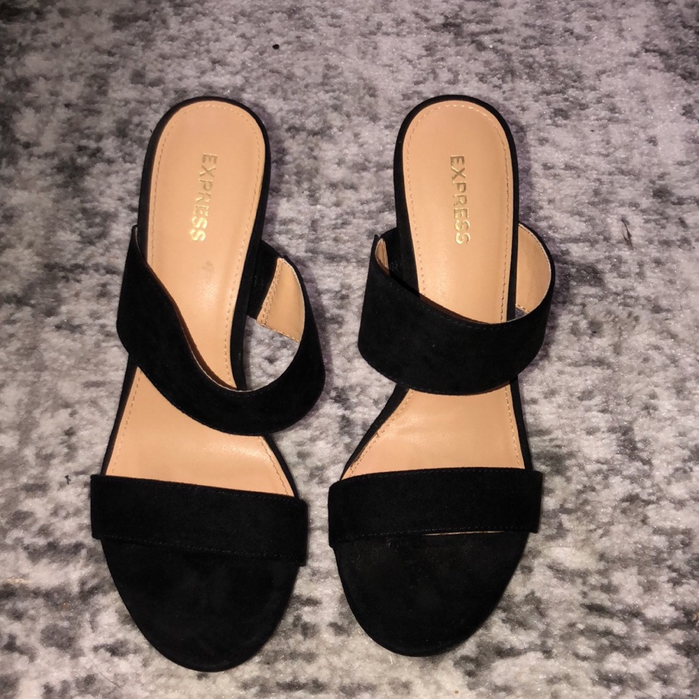 Express black heels